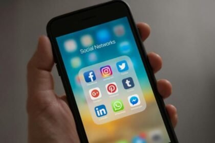 Bihar Social Media Rules: फेक न्यूज और भड़काऊ पोस्ट पर सख्ती, IG-DIG जारी करेंगे टेकडाउन नोटिस