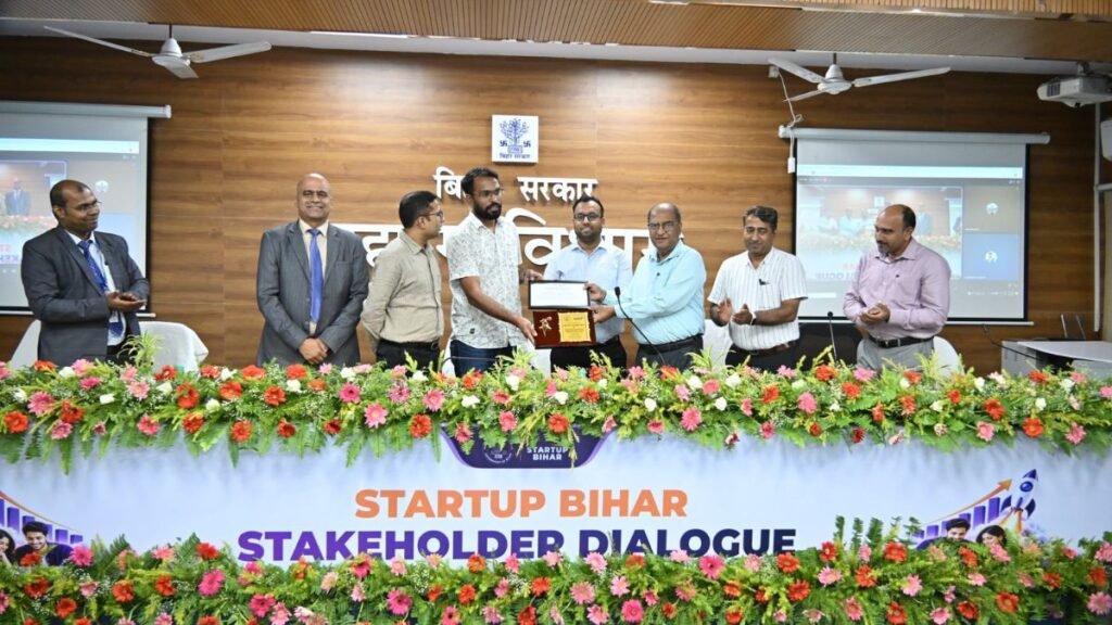Startup Bihar Stakeholder Dialogue में फंडिंग और ग्रोथ पर चर्चा