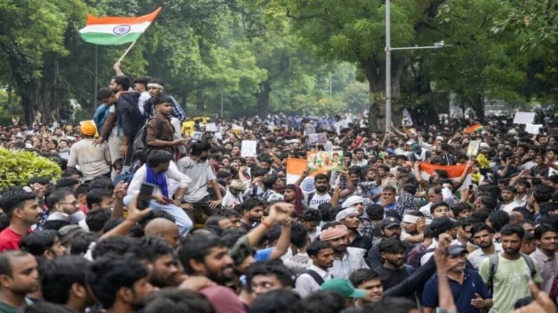 पंजाब में कथित पेपर लीक पर बवाल, ABVP ने किया प्रदर्शन, शिक्षा मंत्री के इस्तीफे की मांग