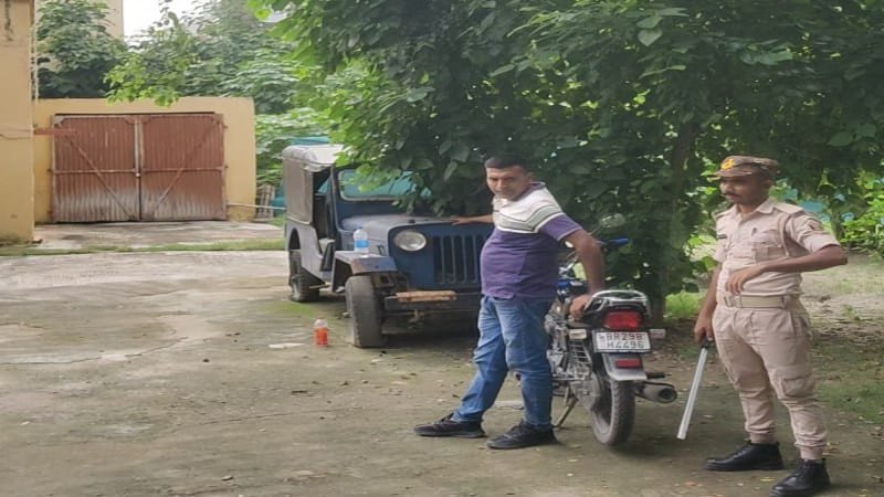 पूर्व DPO अजीत अमर के छपरा आवास पर EOU का छापा