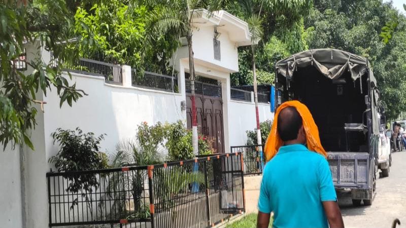 पूर्व DPO अजीत अमर के पैतृक घर समेत चार ठिकानों पर EOU की छापेमारी