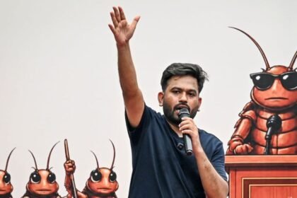 कॉकरोच जनता पार्टी की सरकार को आंदोलन की चेतावनी