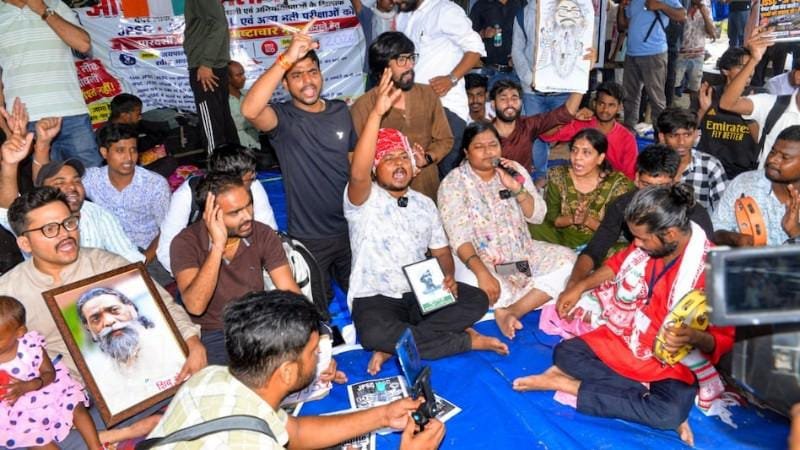 रांची में छात्रों के प्रदर्शन का 16वां दिन, 14वीं JPSC पीटी परीक्षा रद्द करेगी सरकार?