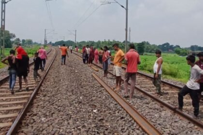 कटिहार में रेलवे पटरी के पास मिला विवाहिता का शव
