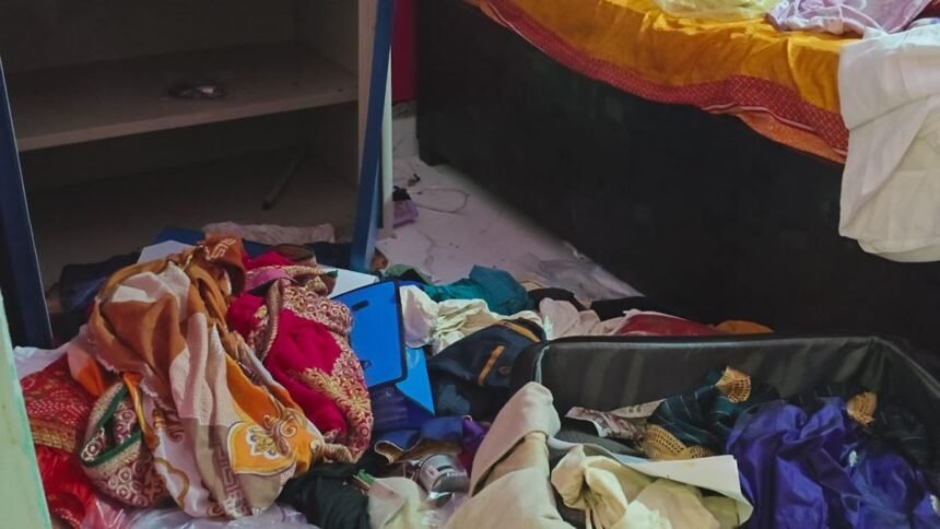 मुंगेर के पूरबसराय में बंद घर में चोरी के बाद लगा दूसरा ता