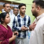 रामनरेश राय हत्याकांड के पीड़ित परिवार से मिलते तेजस्वी यादव