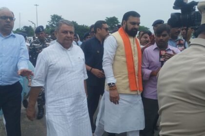 सम्राट चौधरी ने वाल्मीकिनगर में गंडक बराज का लिया जायजा