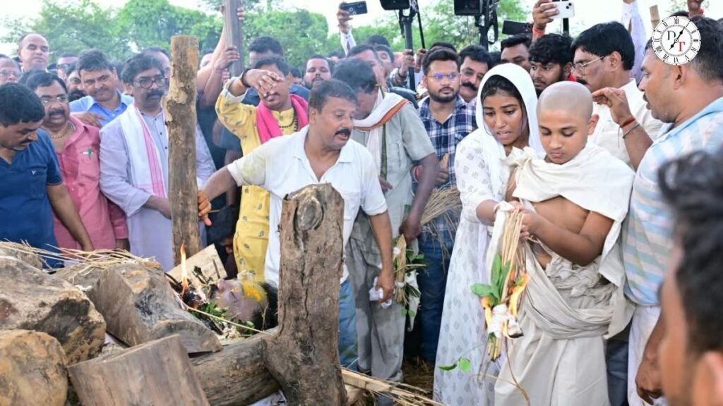 सुदिव्य कुमार सोनू की अंतिम यात्रा में उमड़ा जनसैलाब, हेमंत सोरेन ने दिया कंधा