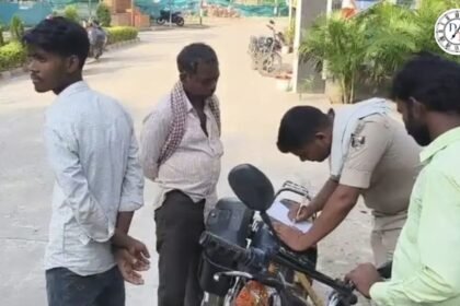 नालंदा के राजगीर धमार गांव में नहर के पास हादसे के बाद पुलिस जांच