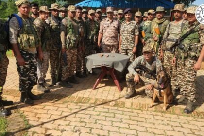 बरहट में CRPF के सर्च ऑपरेशन के दौरान देसी पिस्टल और कारतूस बरामद