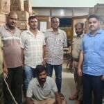 भलजोर चेकपोस्ट पर 16 चक्का ट्रक से बरामद विदेशी शराब