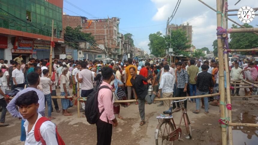 छपरा के श्यामचक मोड़ पर कचरा गाड़ी हादसे में बुजुर्ग की मौत