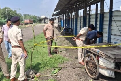छपरा जंक्शन पर कार्टून में मिला नवजात का शव