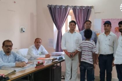 धमौली बाजार में श्रम विभाग की टीम ने बाल श्रमिक को मुक्त कराया