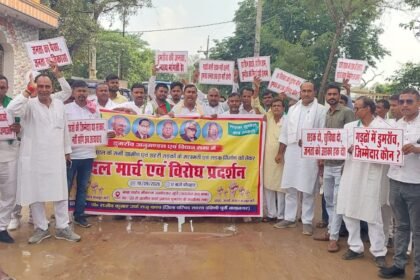 डुमरांव में एनएच-922 से जोड़ने वाली सड़क के निर्माण की जांच की मांग
