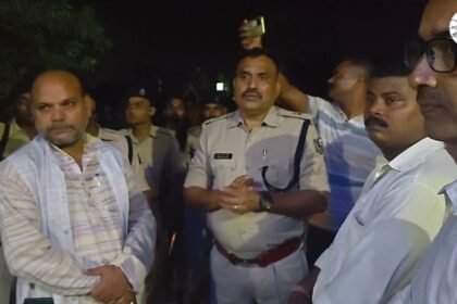 एकमा के राज हॉस्पिटल में महिला की मौत के बाद परिजनों का हंगामा