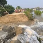 गंडक के उफान में टूटा जमींदारी बांध