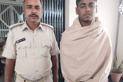 जमुई के द्वारपहाड़ी चौक पर वाहन जांच के दौरान देसी कट्टा बरामदगी का मामला
