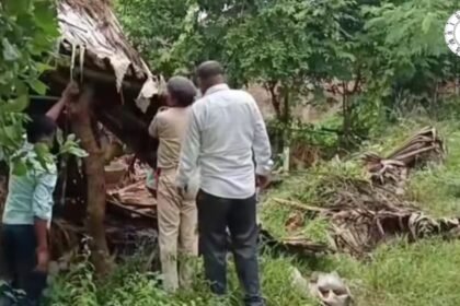 मंदार छेड़छाड़ केस: 3 आरोपितों के घर चला बुलडोजर, छापेमारी जारी