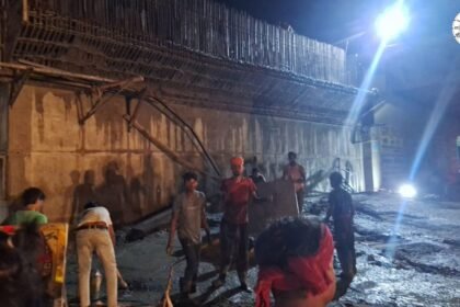 मुजफ्फरपुर NH-27 पर निर्माणाधीन फ्लाईओवर की शटरिंग गिरने की घटना