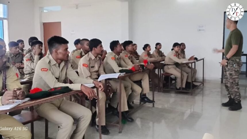 CATC-XVIII में एनसीसी कैडेटों को सैन्य कौशल का प्रशिक्षण