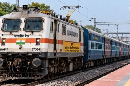 साहेबपुरकमाल स्टेशन पर कटिहार इंटरसिटी की चपेट में आने से अधेड़ की मौत