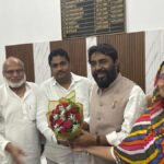 डॉ. नवल किशोर प्रसाद का सोगरा हाई स्कूल में स्वागत