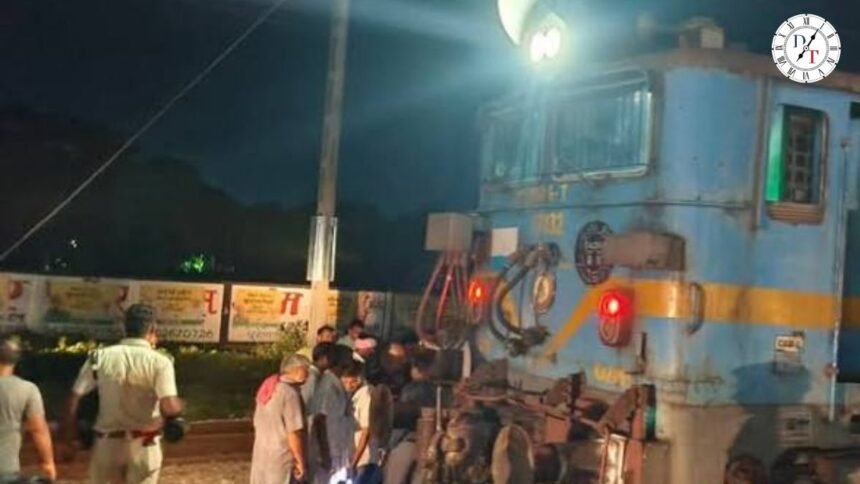 बक्सर में सुविधा एक्सप्रेस का इंजन ब्रेक जाम, ट्रेन रुकी