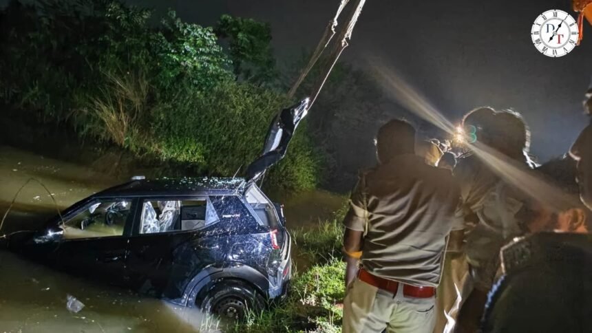 बांका में तालाब में SUV गिरी, NDRF बुलाई गई