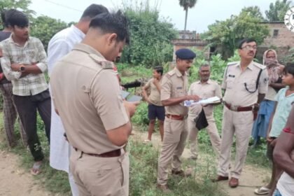 बेगूसराय के नावकोठी में बूढ़ी गंडक नदी से शव बरामद