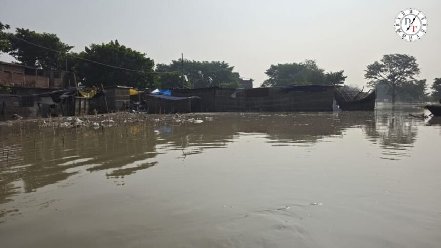 Chhapra Flood News: निचले इलाकों में घुसा पानी