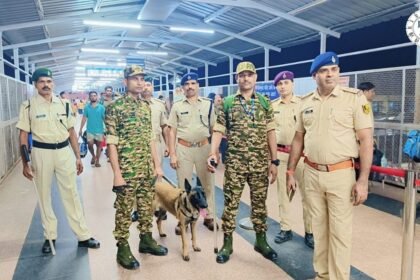 पितृपक्ष मेले के बीच गया जंक्शन पर डॉग स्क्वायड की सघन जांच