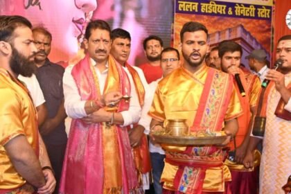 खैरा में गंगा आरती का भव्य आयोजन