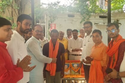 Nalanda News: गांधी-शास्त्री जयंती पर भाजपा ने दी श्रद्धांजलि