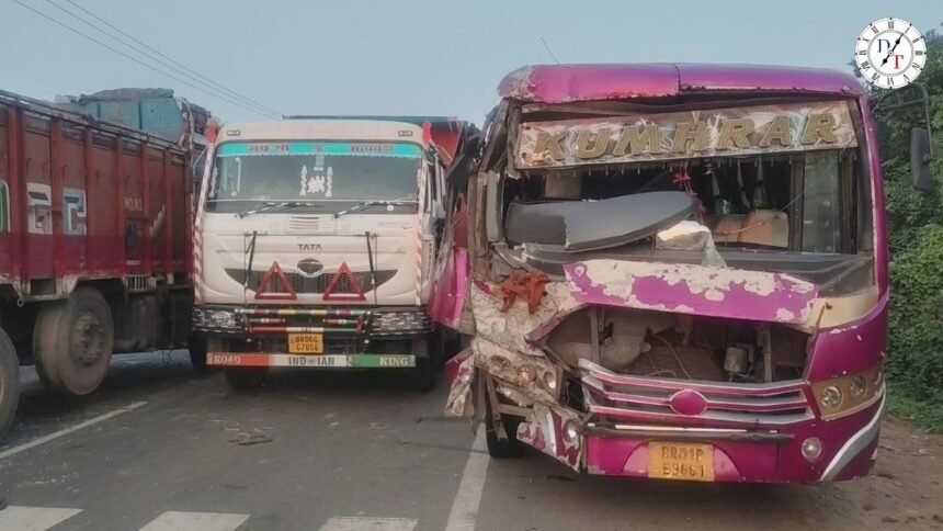 Nalanda Road Accident: बस और ट्रक की भिड़ंत में तीन यात्री घायल