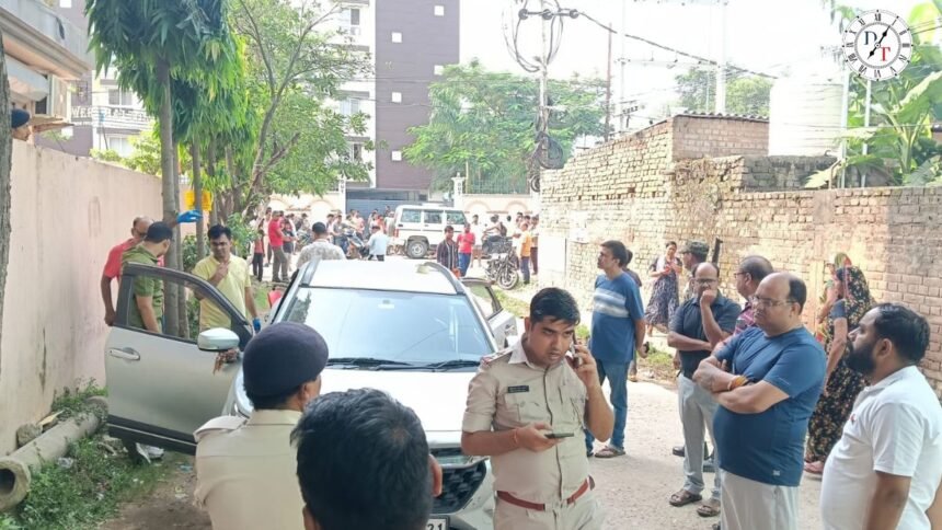 पटना में कार के अंदर मिला रिटायर्ड इंजीनियर का शव