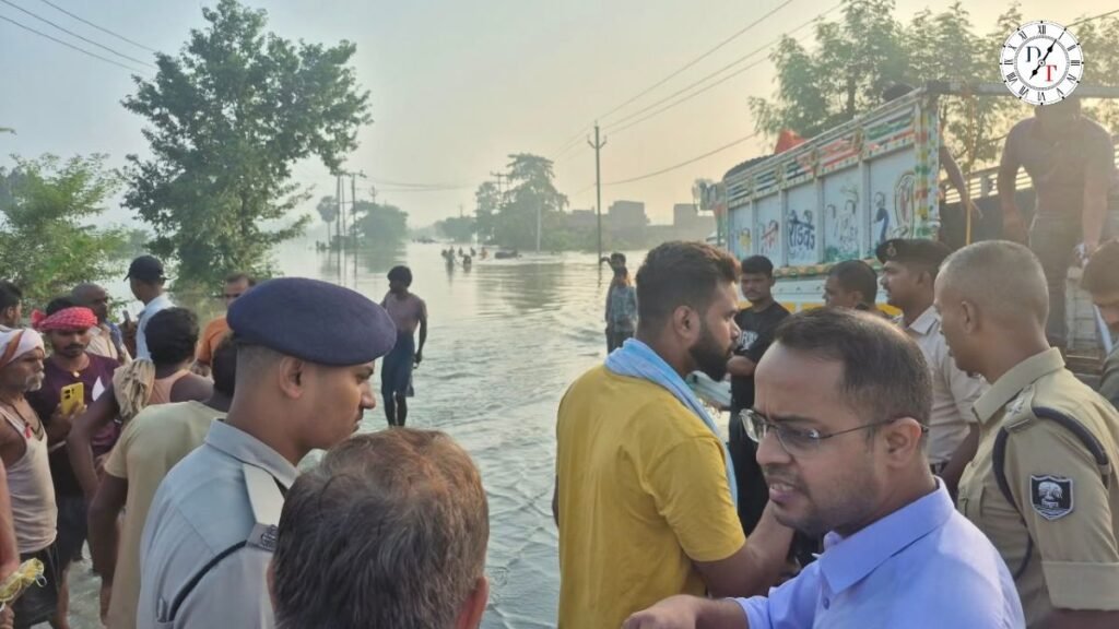 Saran में NH-722 पर बाढ़ और रेस्क्यू अभियान